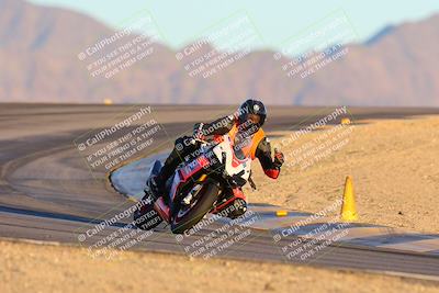 media/Jan-10-2025-CVMA Friday Practice (Fri) [[489e0da257]]/Group 3 and NRS/Mock Race and Group Photo/